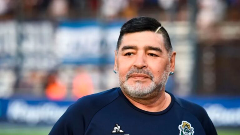 Declaran los médicos que asistieron a Maradona el día de su fallecimiento