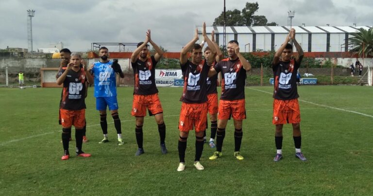 Lugano, el sorpresivo líder de la Primera C