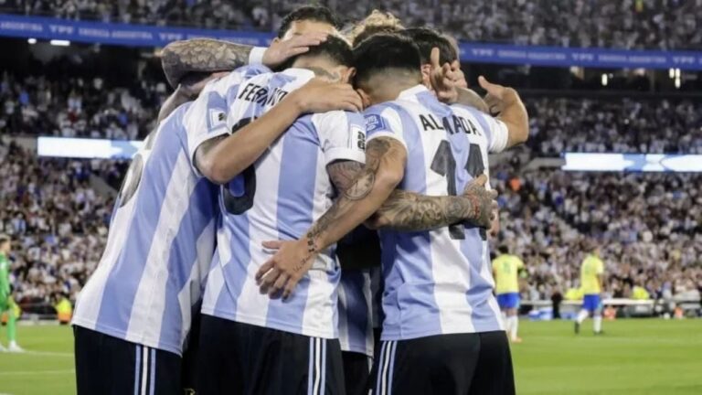 Argentina festejó su clasificación al Mundial con una paliza a Brasil