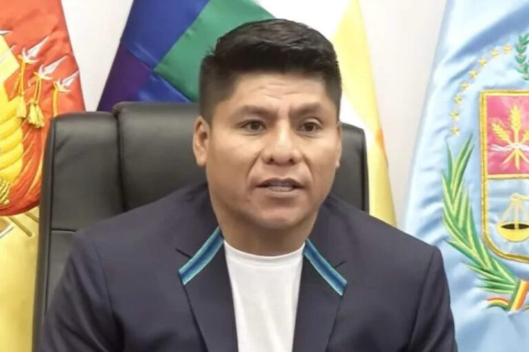 El masista Leonardo Loza advirtió que andará armado porque le teme a la policía