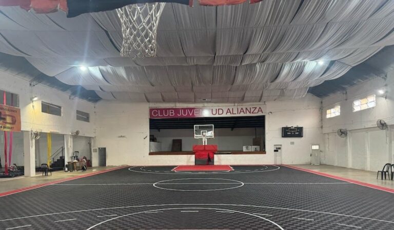 Juventud Alianza de Despeñaderos juntó dos toneladas de tapitas para transformar su club