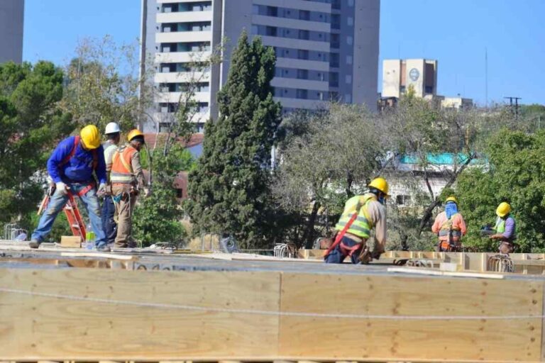 Combatir el empleo informal, una de las verdaderas urgencias