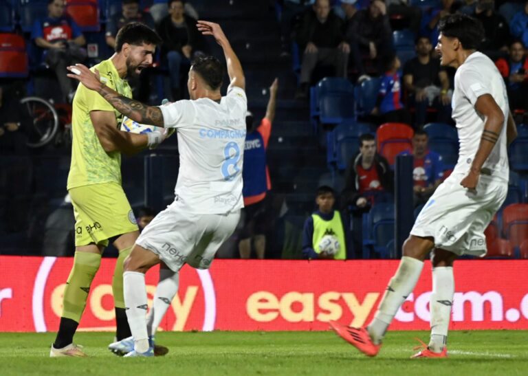 El penal atajado por Vicentini y qué más?: las claves del 0-0 de Belgrano ante Tigre