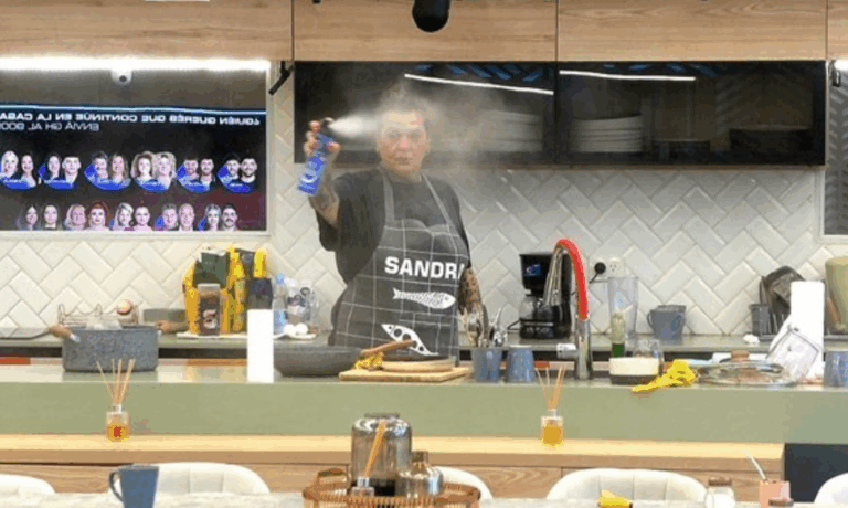Acusaron a Sandra de envenenar la comida con insecticida: el comunicado de Gran Hermano