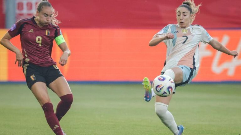 España pisotea a Bélgica y mantiene sus opciones en la Nations League (1-5)