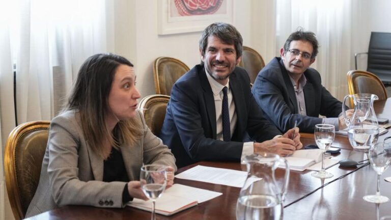 Urtasun, sobre los aranceles al cine: «El Gobierno está preparado ante cualquier ataque de Trump»