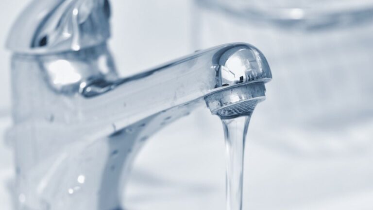 Comienza a restablecerse el servicio de agua en Carlos Paz