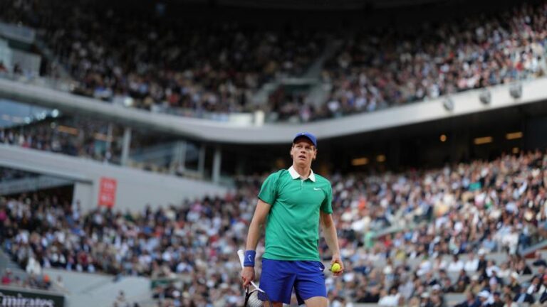 Sinner supera la trampa de Djokovic y se cita con Alcaraz emulando al ‘Big 4’