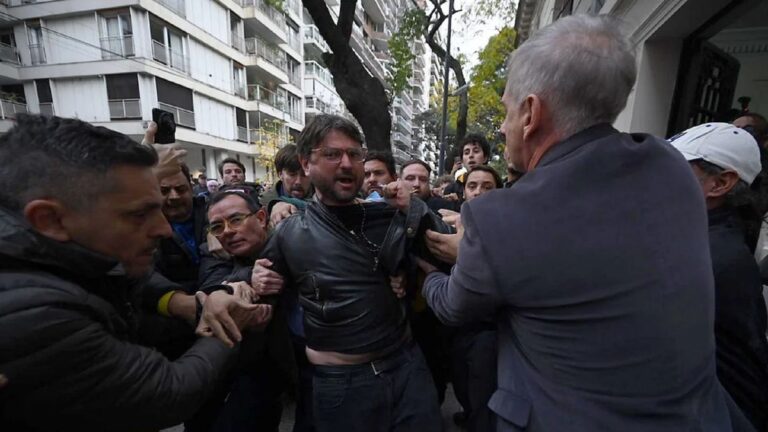 Detuvieron a Juan Grabois tras la toma del Instituto Nacional Juan Domingo Perón