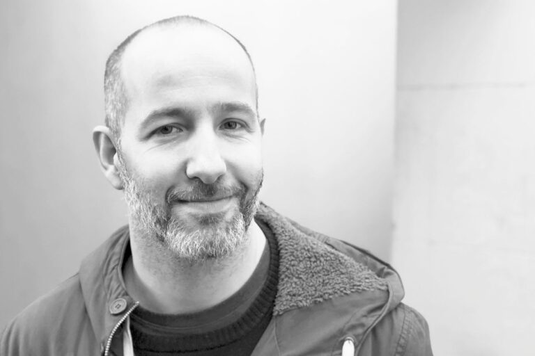 Entrevista al escritor Luis Mey: La invención es casi una deformidad de la nostalgia