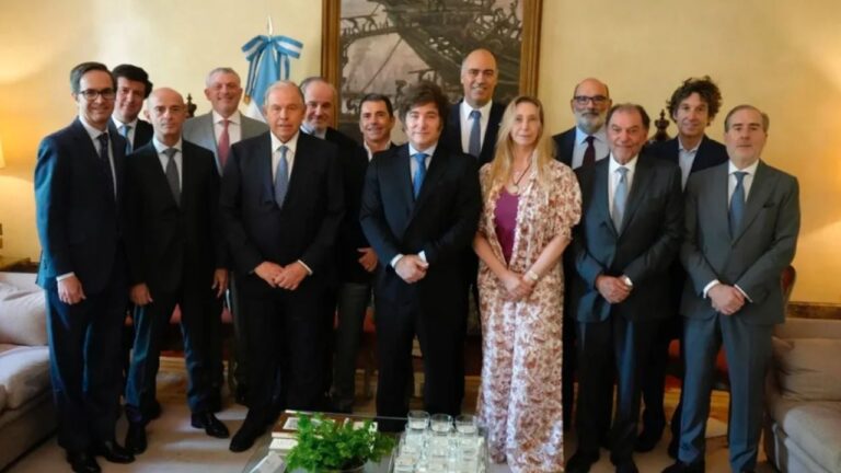 Milei presentó la «nueva era» económica de Argentina a empresarios en España