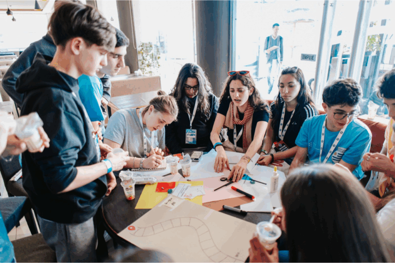 FIE Day: una puerta al emprendimiento juvenil