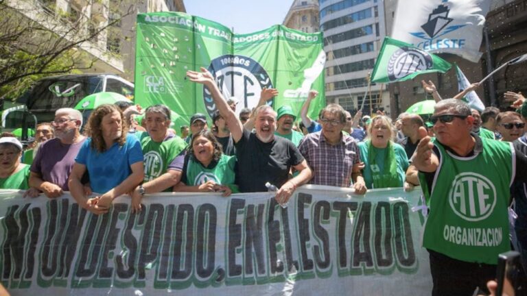El Gobierno apeló la cautelar que suspendió la eliminación del Día del Trabajador