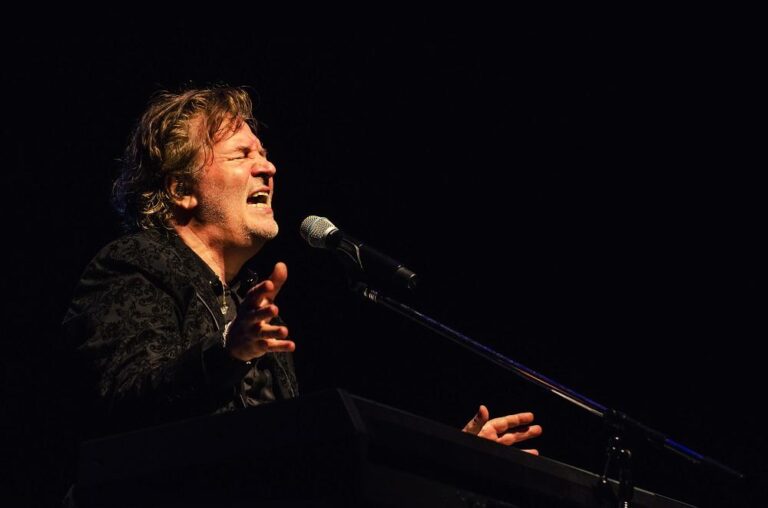 Vuelve Miguel Mateos al Quality Arena celebrando el 40 aniversario de Rockas Vivas