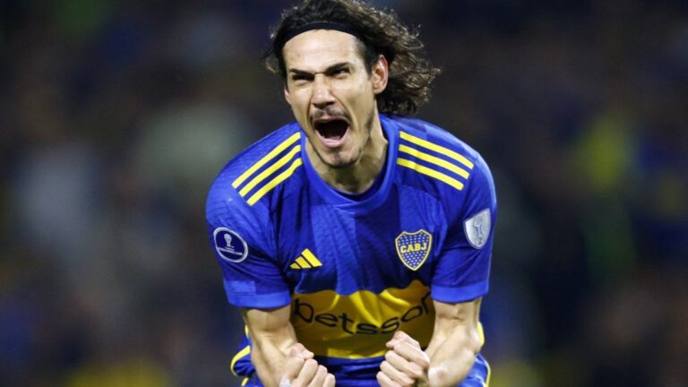 Edinson Cavani confirmó que seguirá en Boca: «Soy feliz y terco»