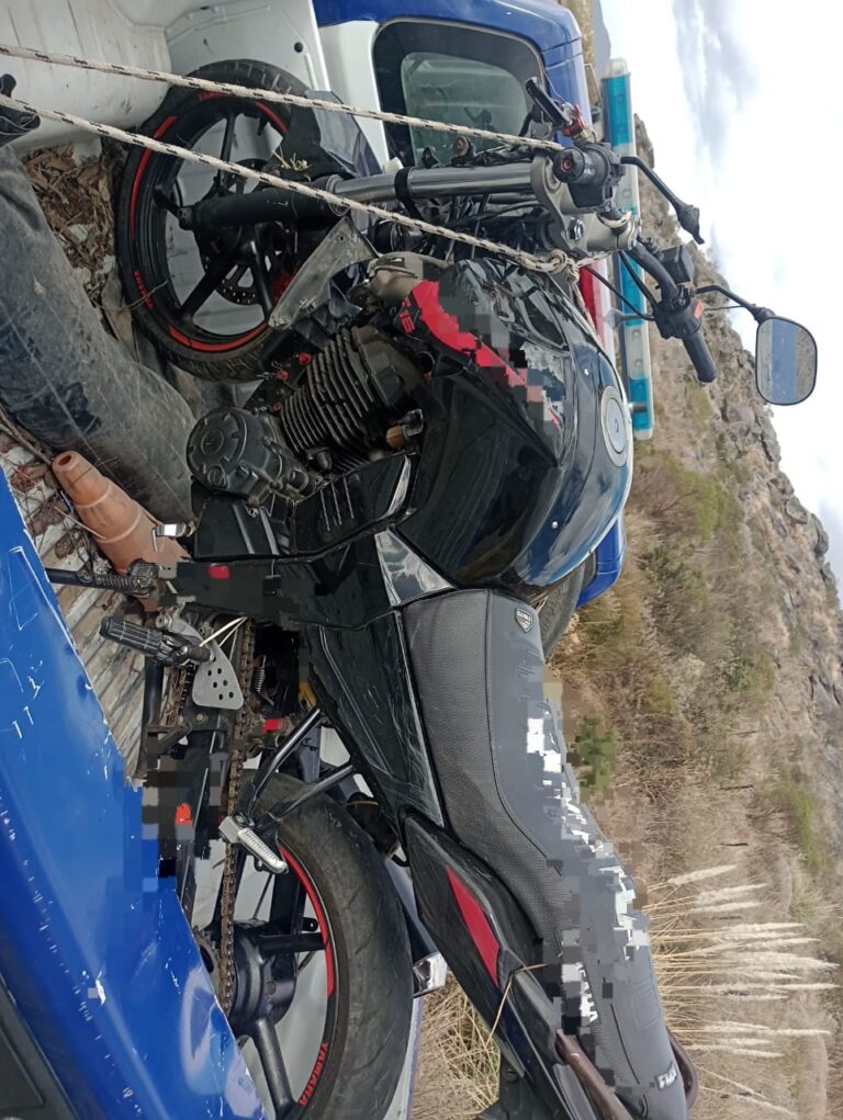 Un motociclista con heridas al caer al pavimento en Cuesta Blanca