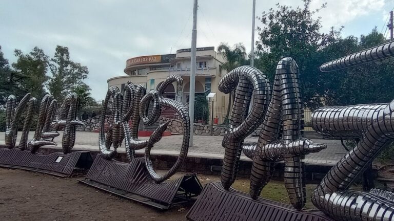 Este miércoles hay asueto en Carlos Paz: conocé qué funciona y qué no