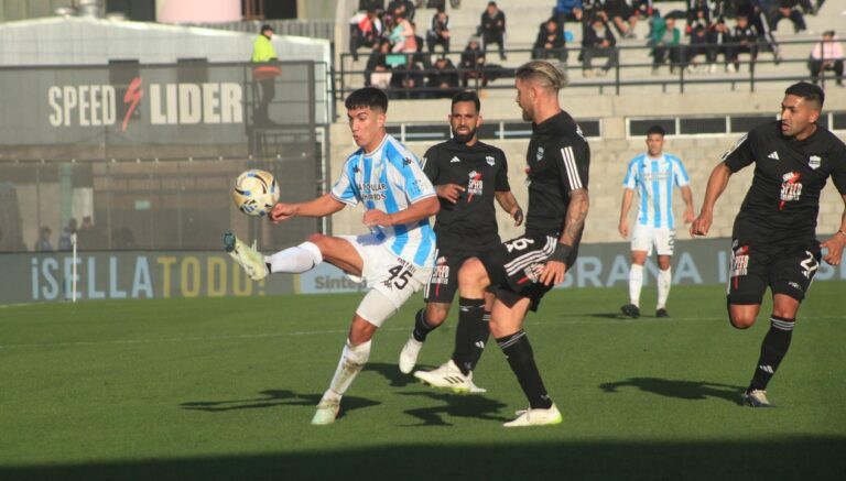 Riestra imbatible: fortaleza deportiva o favores arbitrales?