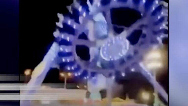 Terror en Arabia: se quebró una atracción mecánica en un parque de diversiones