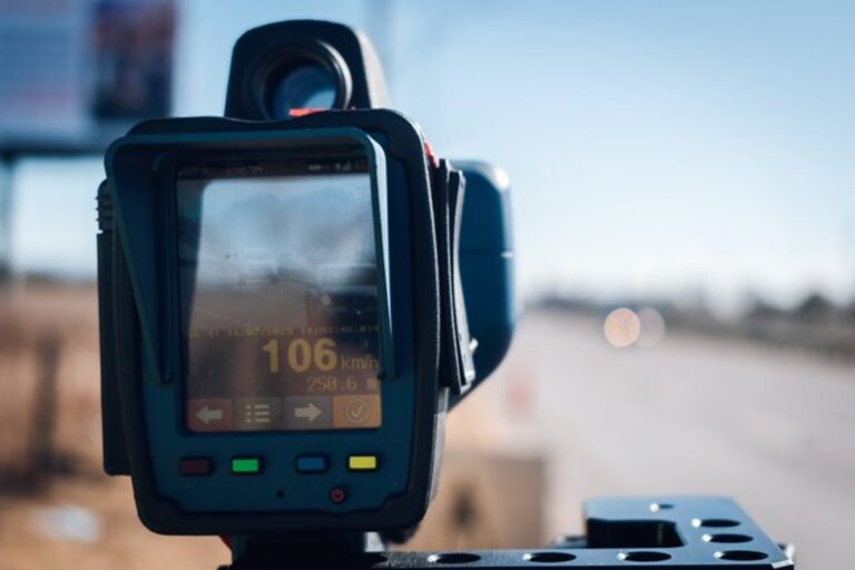 Ya se aplican multas por exceso de velocidad en la ciudad de Córdoba
