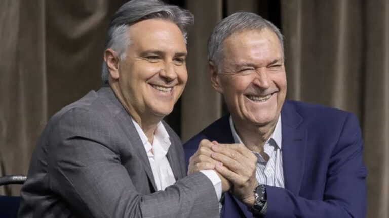 Córdoba: Llaryora inscribió a Provincias Unidas, la alianza integrada por 14 partidos