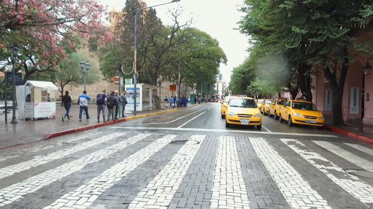En Córdoba, el 60% de los vehículos excede la velocidad permitida