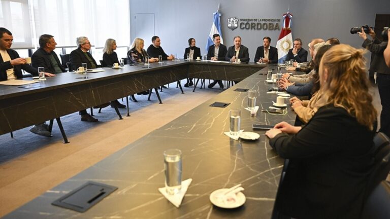 La Provincia entregó más de $1.700 millones a 15 municipios del interior