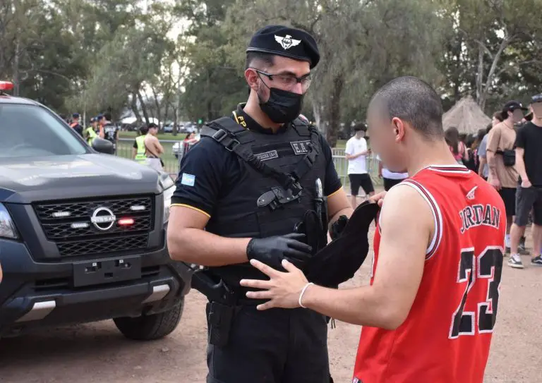 Detuvieron a un hombre que vendía drogas en Fiesta de la Primavera en Carlos Paz