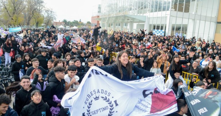 Se desploma la cantidad de alumnos que terminan la secundaria a tiempo y con un nivel aceptable