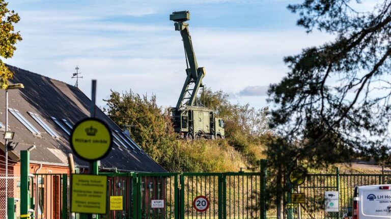Dinamarca informa de nuevos avistamientos de drones sobre instalaciones militares