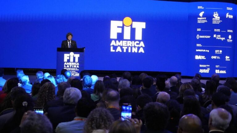 FIT 2025: por primera vez un presidente encabezó la apertura de la feria