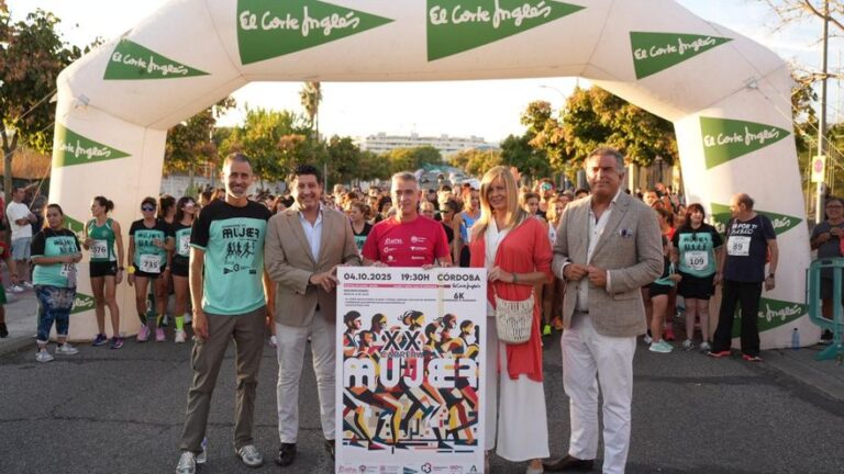 Ariadna Carrasco triunfa en una espectacular Carrera de la Mujer