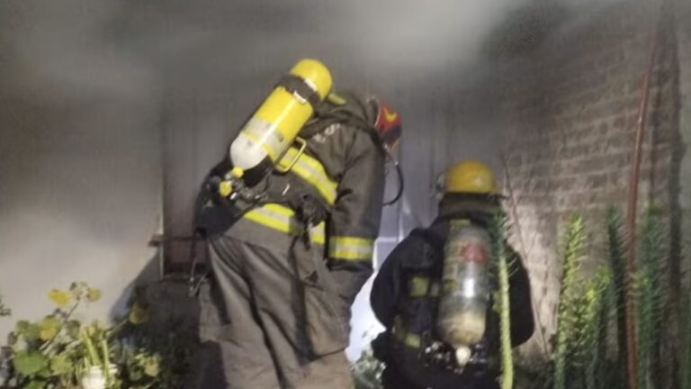 Se incendiaron 3 viviendas: hay 7 heridos