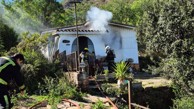Una familia de Carlos Paz necesita ayuda tras el incendio de su vivienda