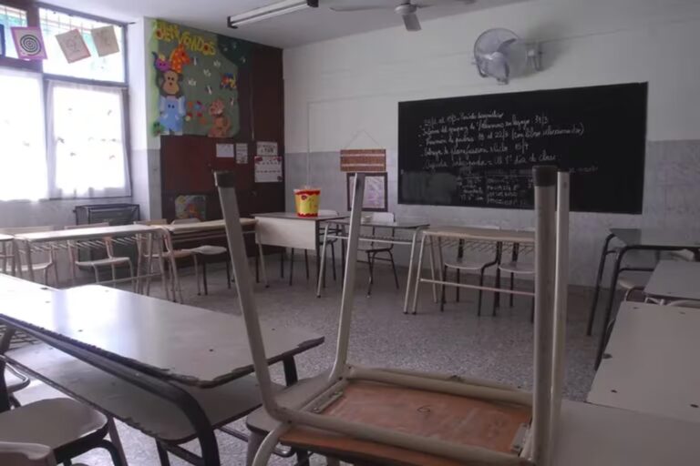 Martes de paro nacional de docentes, con afectación en Córdoba