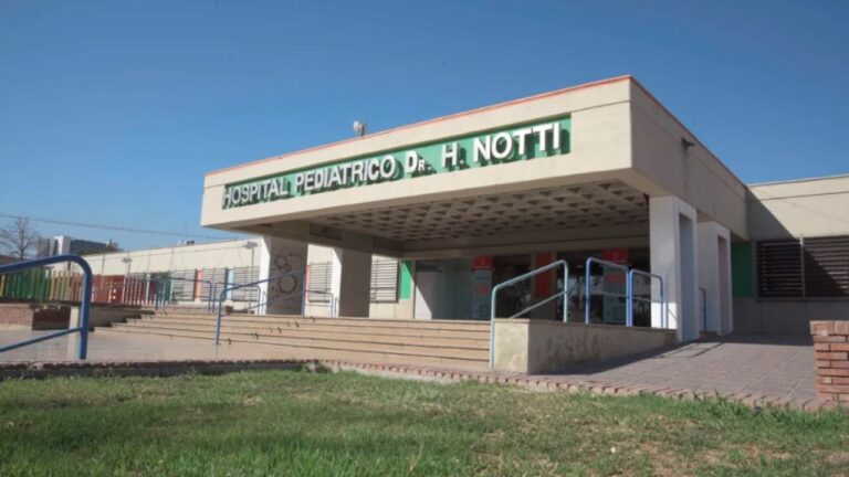 Una nena de dos años sufrió la amputación de un brazo tras introducirlo en un secarropas