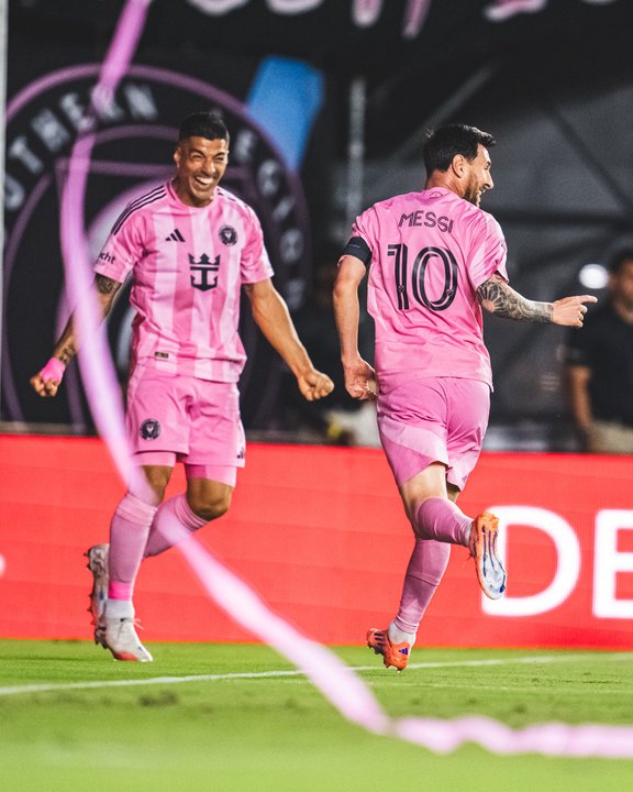 891 y contando: Messi, con doblete, lidera el primer triunfo del Inter Miami en los cuartos de final de la MLS.