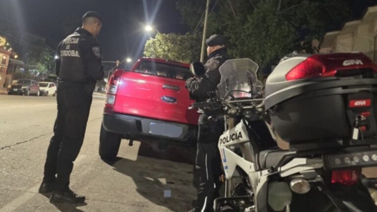 Una camioneta robada en Buenos Aires fue hallada en Villa Carlos Paz