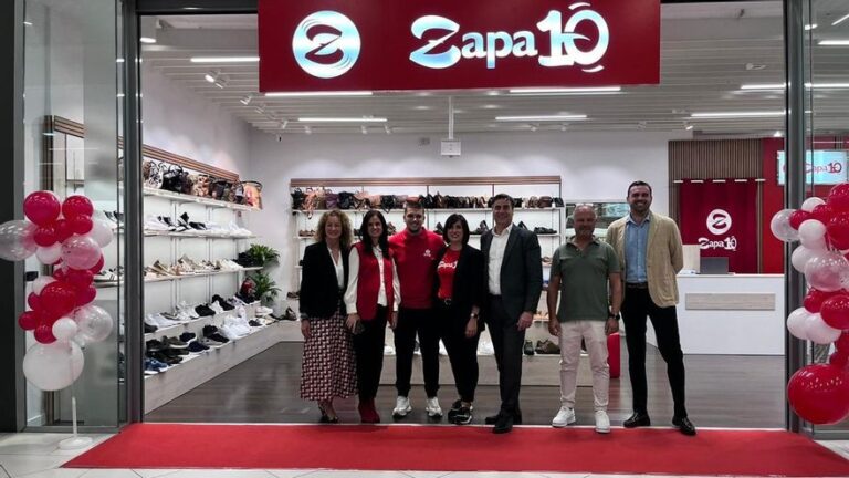 Zapa10 aterriza en el centro comercial La Sierra para seguir ampliando su oferta comercial
