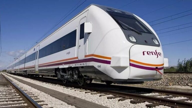 Renfe suspende los trenes de Media Distancia entre Córdoba y Sevilla