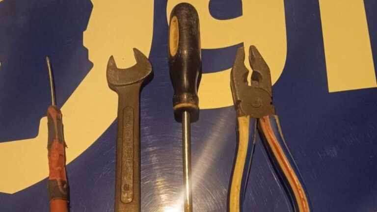 Sorprendido por el 911: detenido mientras sustraía objetos de una vivienda en Córdoba