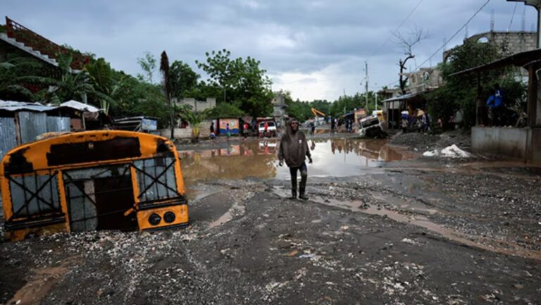 El huracán Melissa dejó al menos cincuenta muertos en Jamaica y Haití