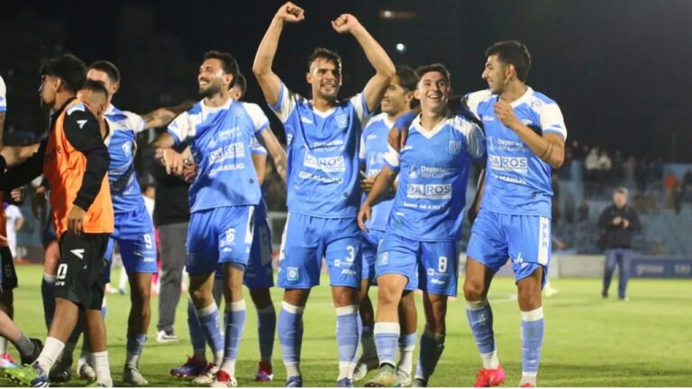 El león del Imperio del Sur rugió y se metió en semifinales