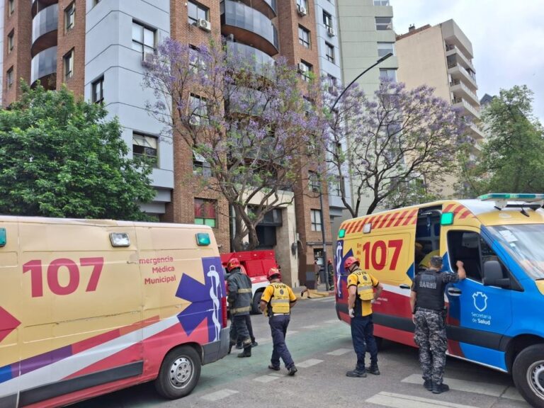 Incendio en un edificio de Nueva Córdoba: un hombre sufrió quemaduras