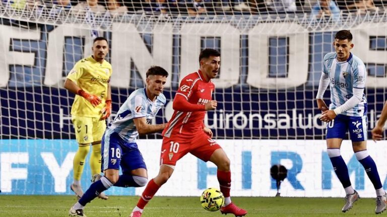 Málaga-Córdoba CF | Las imágenes del partido de LaLiga Hypermotion