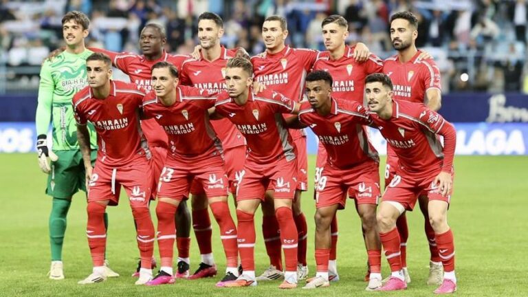 Adrián Fuentes, el estandarte de un Córdoba CF salvado por Diego Bri en Málaga