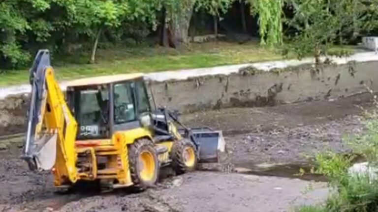 Reacondicionan balnearios de Tanti con vistas a la temporada