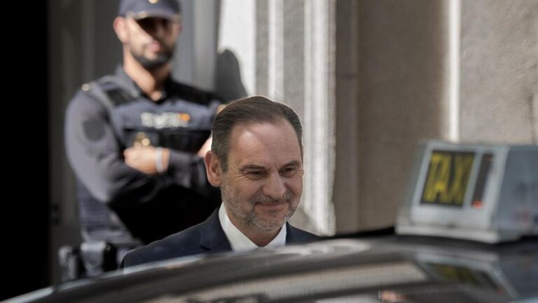 El juez convoca a Ábalos y Koldo el próximo jueves en el Supremo para valorar si les envía a prisión