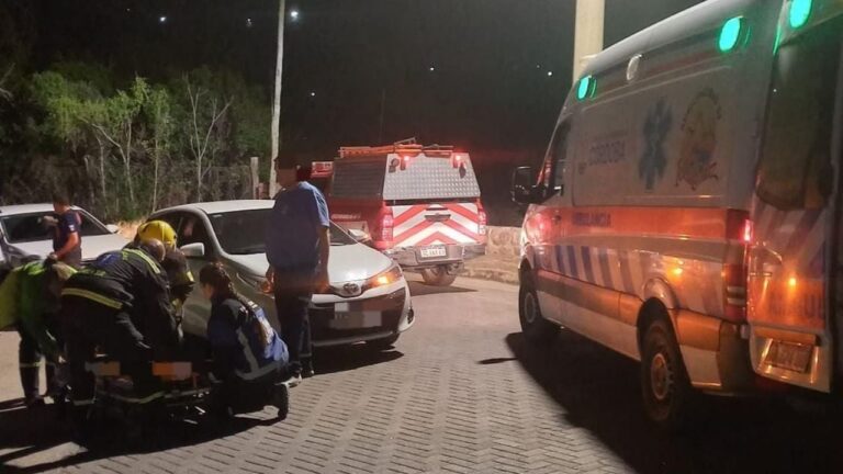 Fuerte choque en Cuesta Blanca, ocurrió durante la madrugada