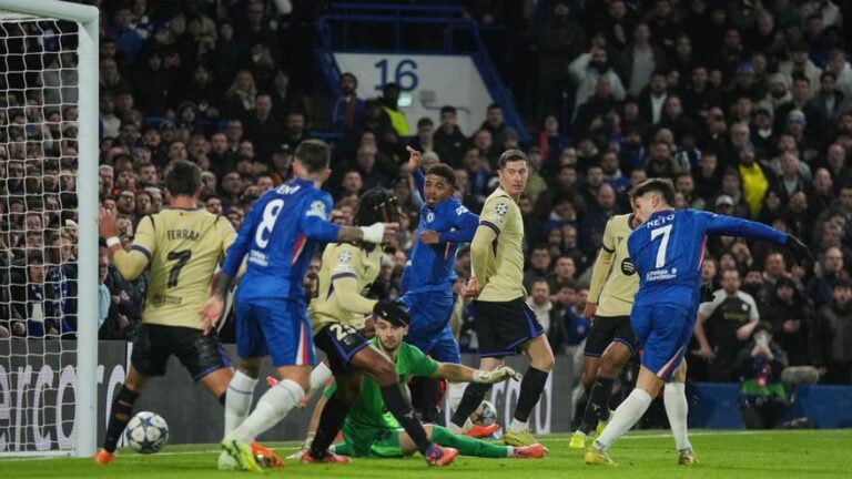 El Barça se estrella en sus despropósitos en Stamford Bridge